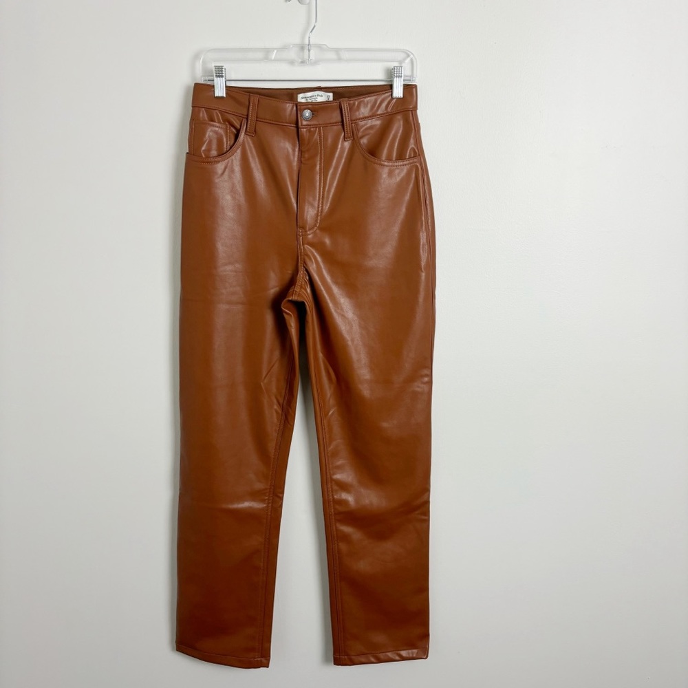 Abercrombie & Fitch The 90’s Straight Ultra High Rise Faux Leather Pants Size 29